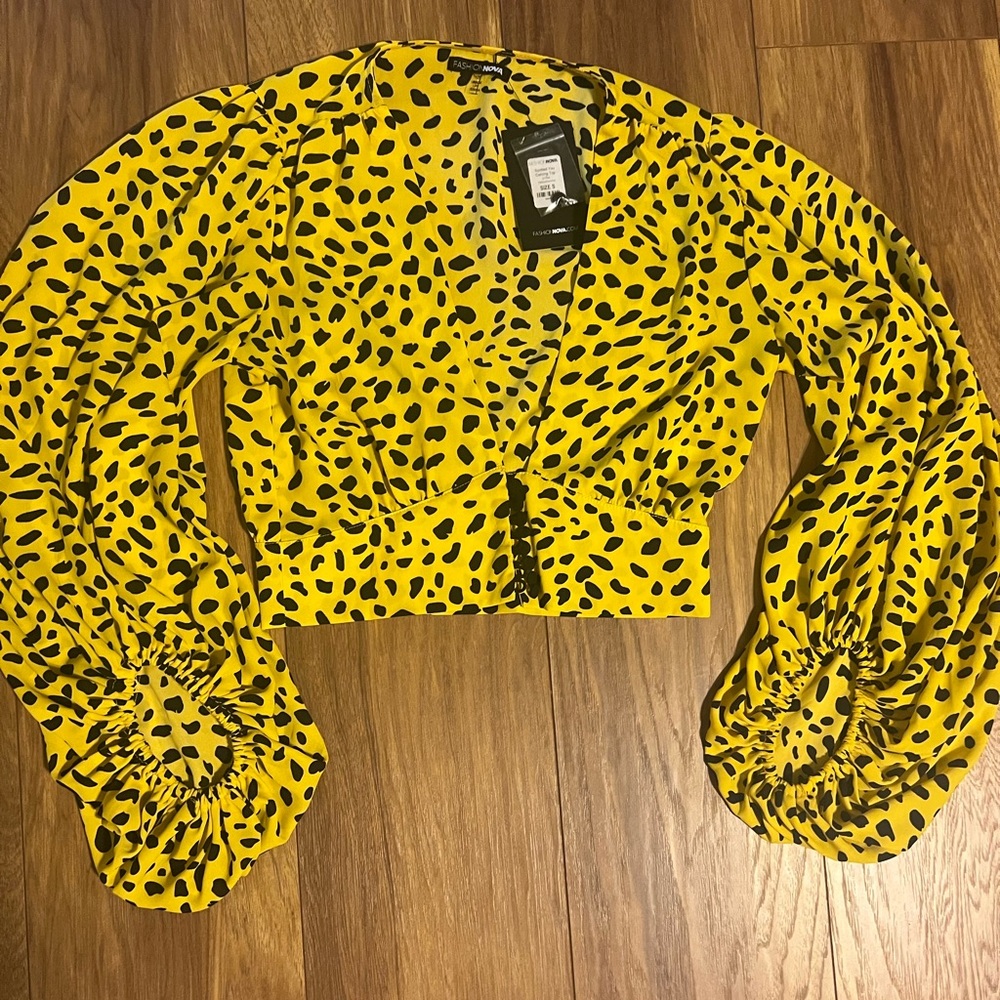 Low mid drift crop top